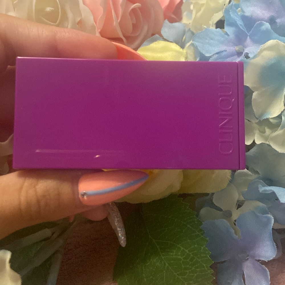 Clinique all about shadow duo in 14 Strawberry Fudge Duo  🍫 🍓 New